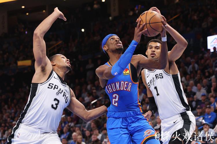 欧文25分力助独行侠终结雷霆4连胜 灰熊大胜马刺 欧文25分力助独行侠终结雷霆4连胜 灰熊大胜马刺